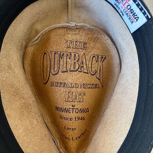 Minnetonka The Outback Hat Suede Buffalo Coin Large - Picture 7 of 7